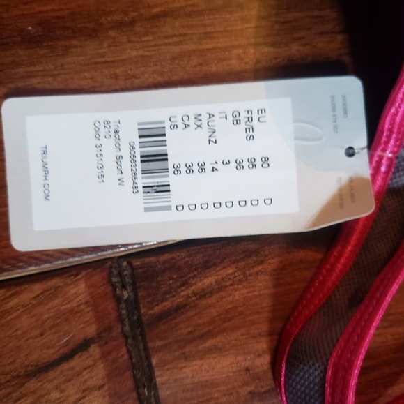 Bandle 2 Triumph bras . Size 36D - Picture 4 of 4